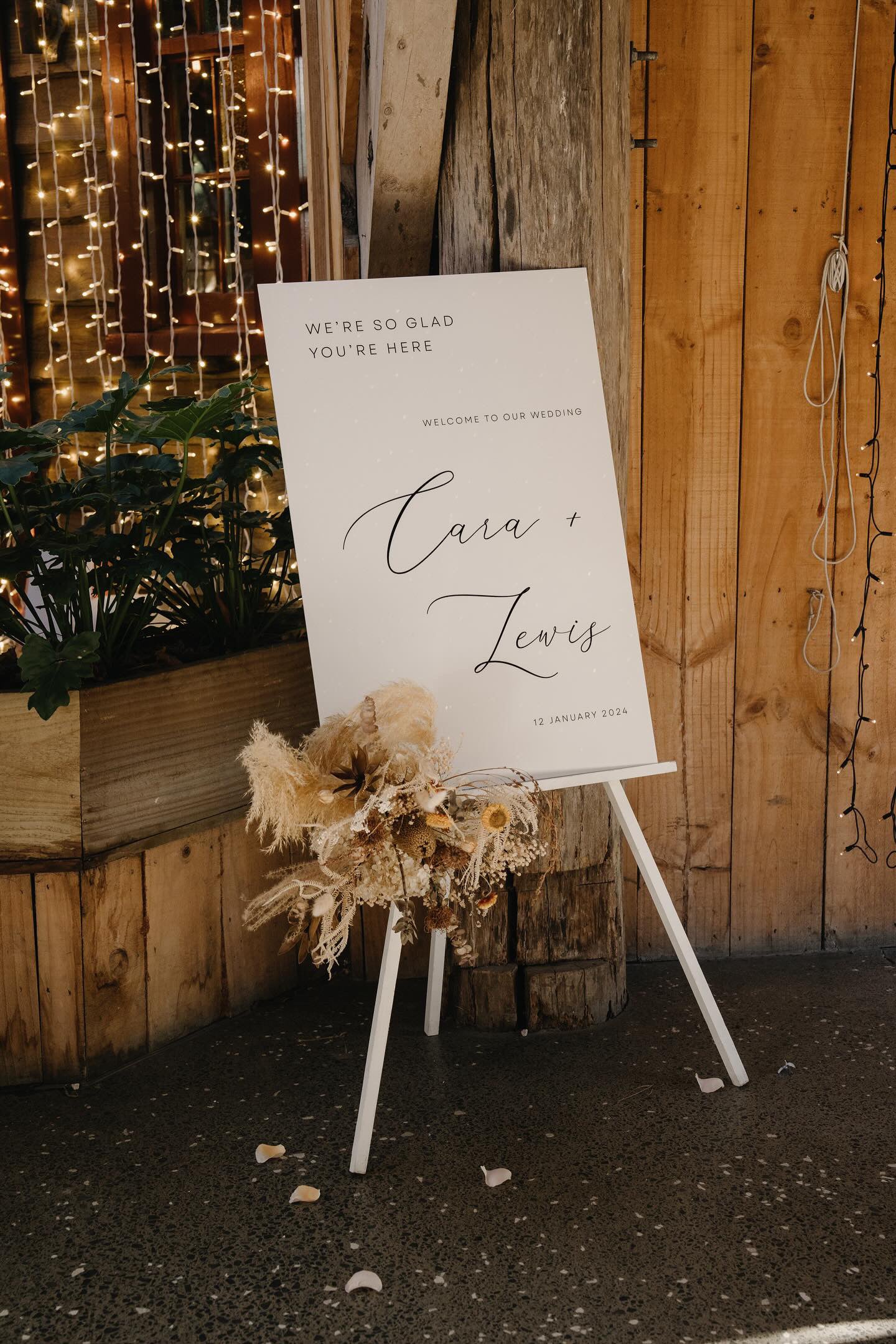 wedding welcome sign, welcome sign, wedding signage, wedding signs, wedding signs auckland, wedding signage auckland, cara welcome sign